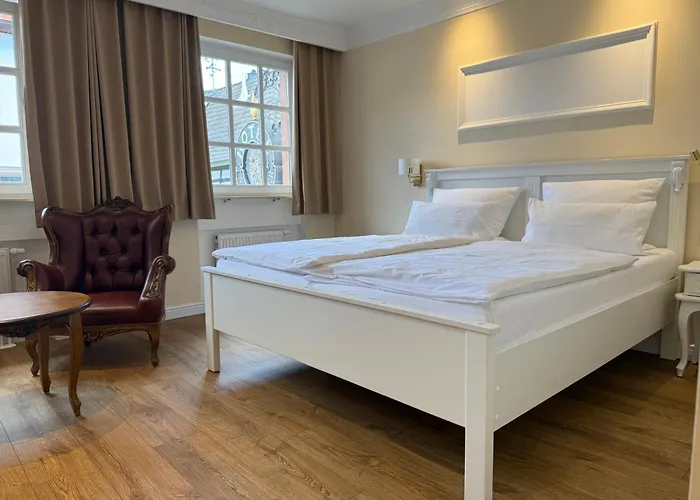 Hotel Weinquartier Minges Kirrweiler (Sudliche Weinstrasse)